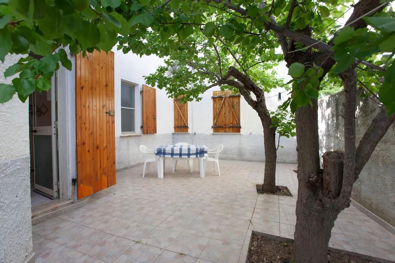 Casa Con Giardino Lejlighed Posada