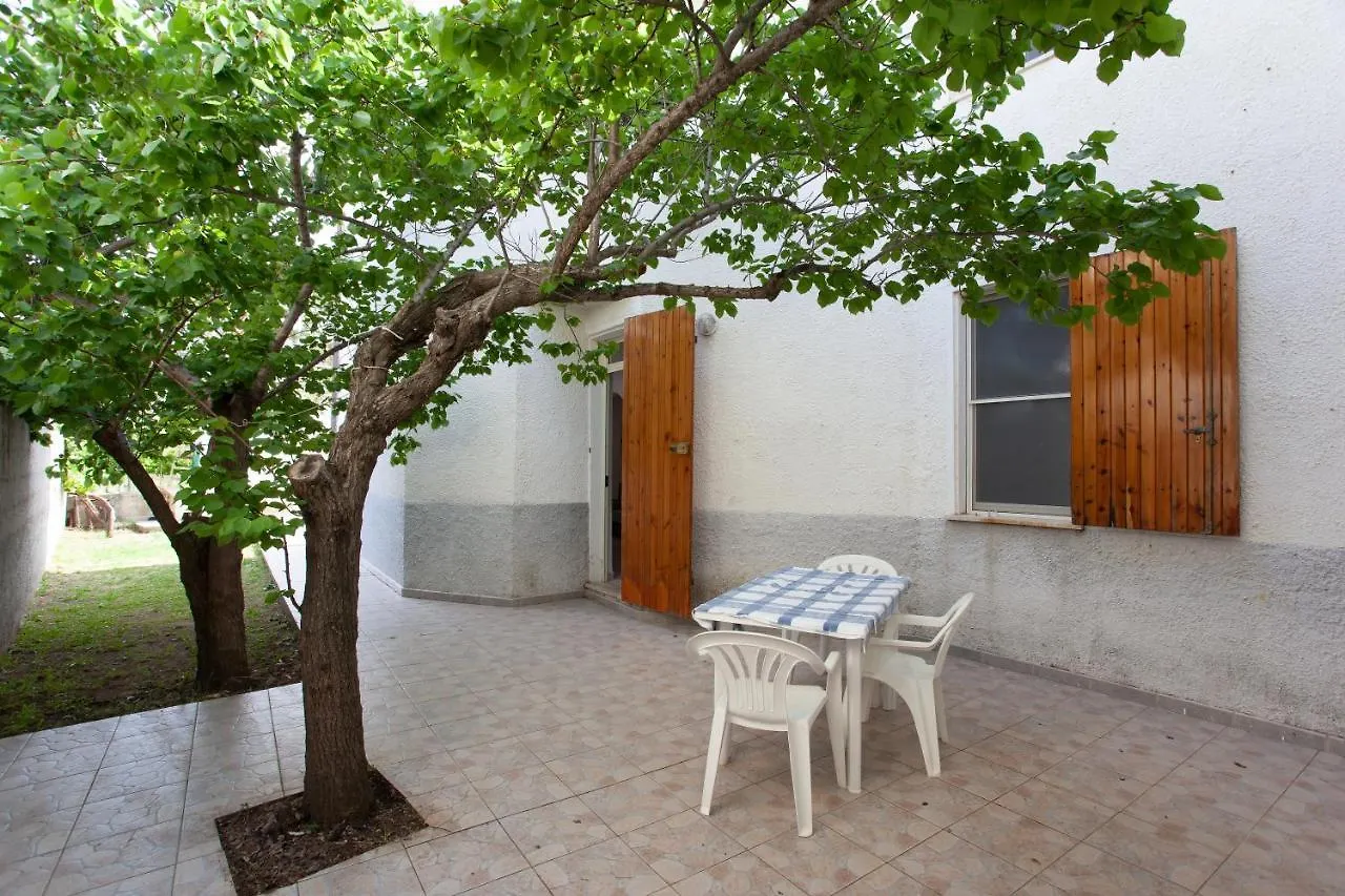 Casa Con Giardino Lejlighed Posada